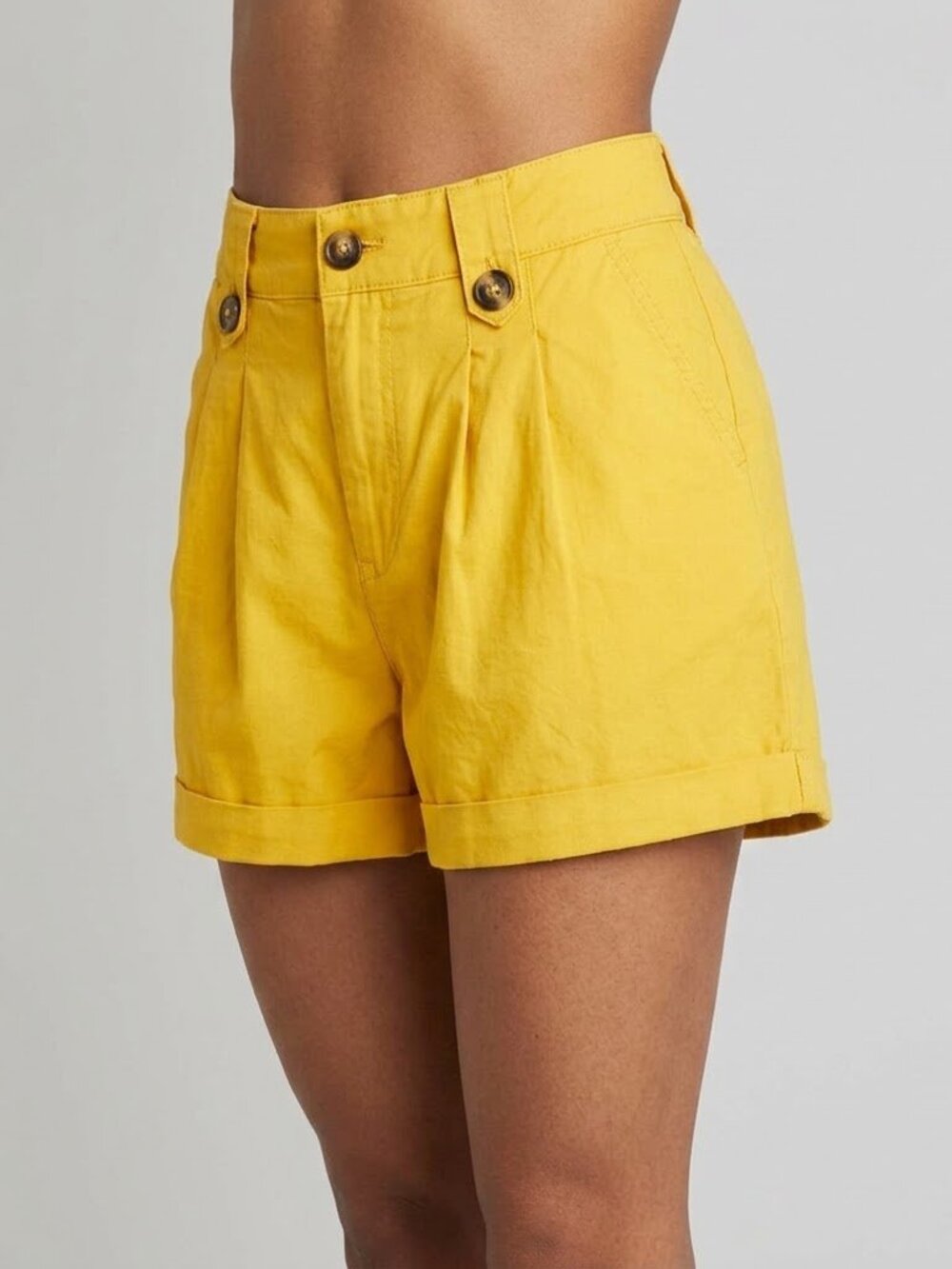 Forever 21 pleated Yellow Women's Shorts size XS